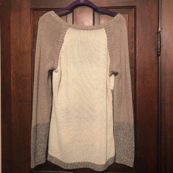 Sweater - Picture 3 of 3
